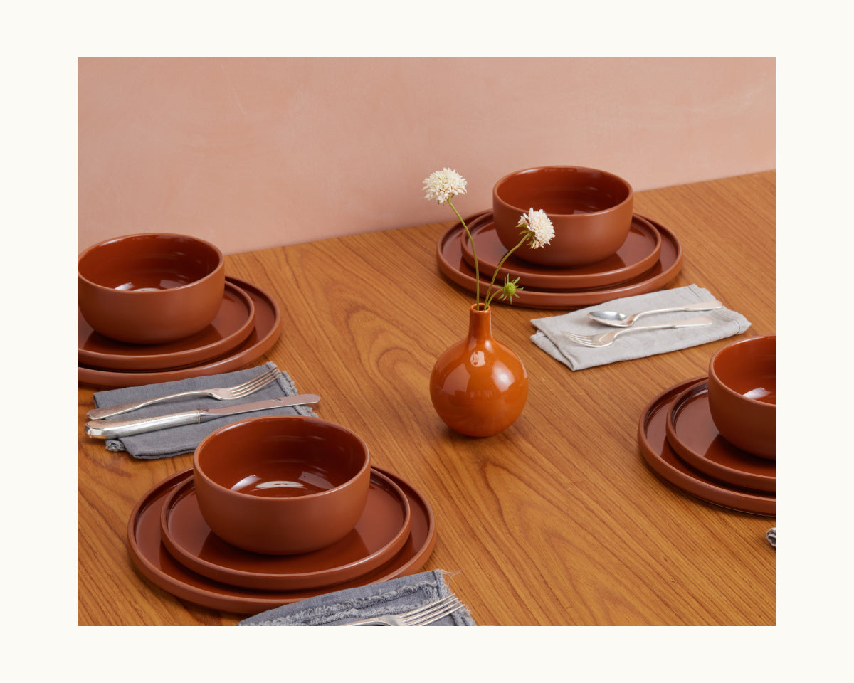 Tableware_MidiPlates_Terracotta_3.jpg