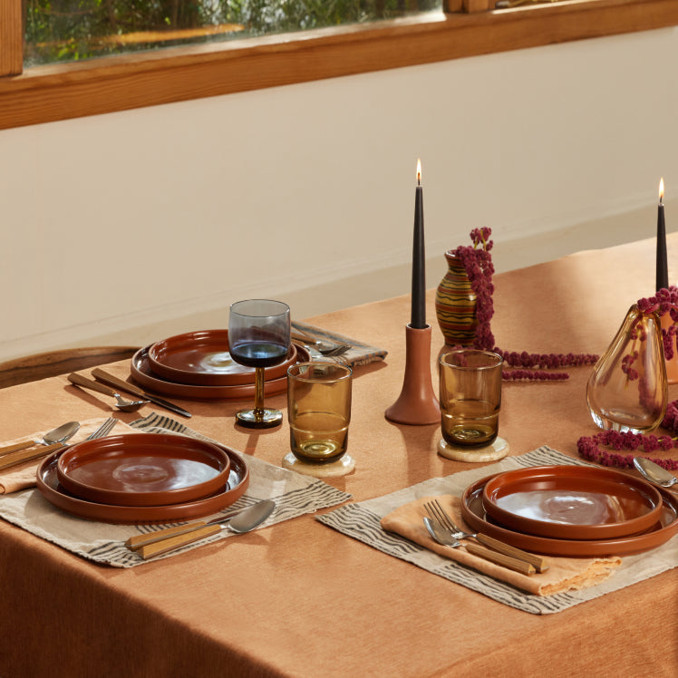 Terracotta_dinner_plates_tablescape.jpg